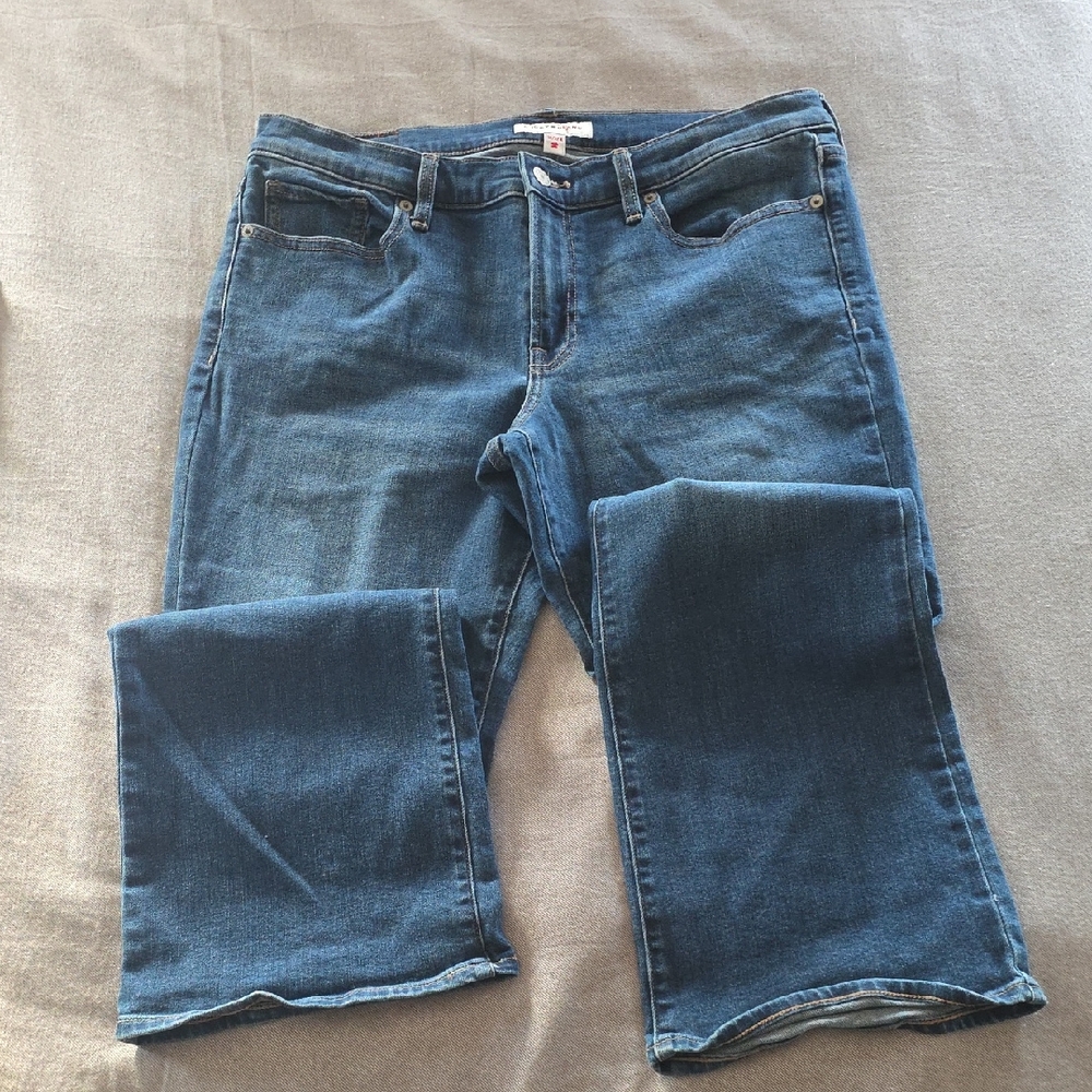 Lucky Brand Women's Straight Leg Denim Jeans in Blue
